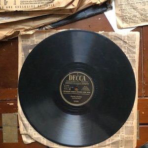 Frank Froeba I Wonder Who's Kissing Her Now 78 RPM Vinyl or Shellac Record  '46